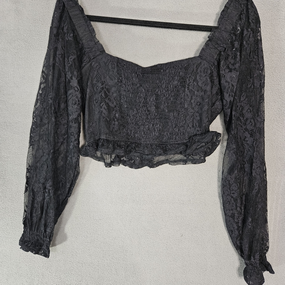 NWT Hot Topic Almost Famous Womens Medium Crop Top Shirt Goth Black Lace Fitted - Picture 10 of 11